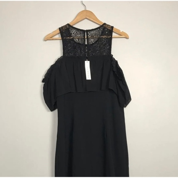 Trina Turk Sz 4 Black Cold Shoulder Crochet Lace Shift Sheath Dress - Picture 3 of 11
